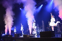 「転校少女*『THE LAST LIVE ～With You～』」の様子。