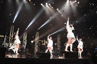 「転校少女*『THE LAST LIVE ～With You～』」の様子。