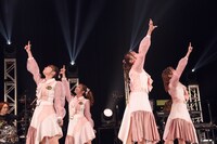 「転校少女*『THE LAST LIVE ～With You～』」の様子。