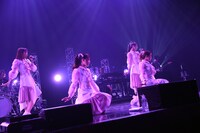 「転校少女*『THE LAST LIVE ～With You～』」の様子。
