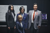 ヤバイTシャツ屋さんVS岡崎体育「Beats Per Minute 220」ミュージックビデオより。