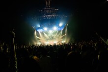 KANA-BOON「KANA-BOON Re:PLAY TOUR 2021-2022」東京・Zepp DiverCity（TOKYO）公演の様子。（撮影：ハタサトシ）