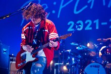 谷口鮪（Vo, G）（撮影：ハタサトシ）