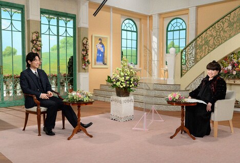 左からDEAN FUJIOKA、黒柳徹子。 (c)テレビ朝日