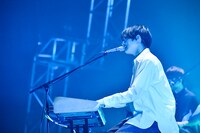 井上竜馬（Vo, Key / SHE'S）（Photo by AZUSA TAKADA）