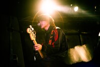 石ノ森けんぢろう（G, Vo / pinfu）（撮影：るなこさかい）