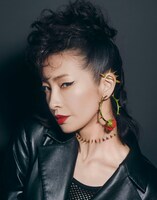 「PLAY A SENSATION」vol.44より、りょう。（撮影：間仲宇）