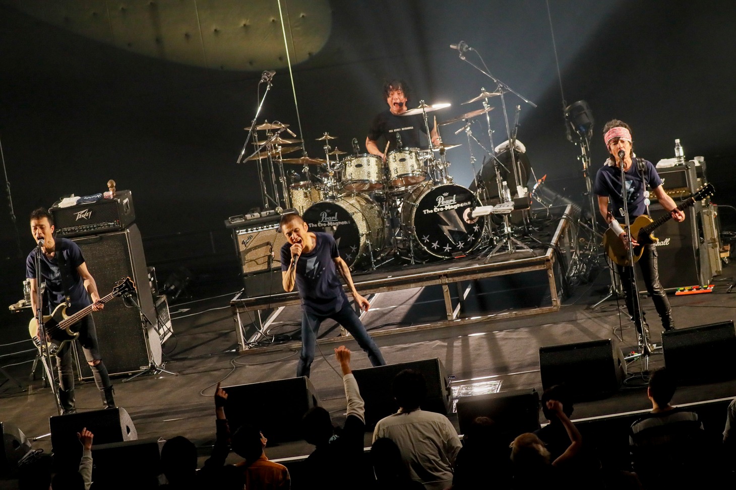 ザ・クロマニヨンズ「ザ・クロマニヨンズ ツアー SIX KICKS ROCK&ROLL」東京・Zepp Haneda（TOKYO）公演の様子。（撮影：柴田恵理）