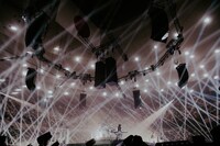 YOASOBI「NICE TO MEET YOU」より。（Photo by Kato Shumpei）