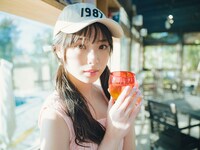 梅山恋和（NMB48）1st写真集より。（撮影：tAiki）