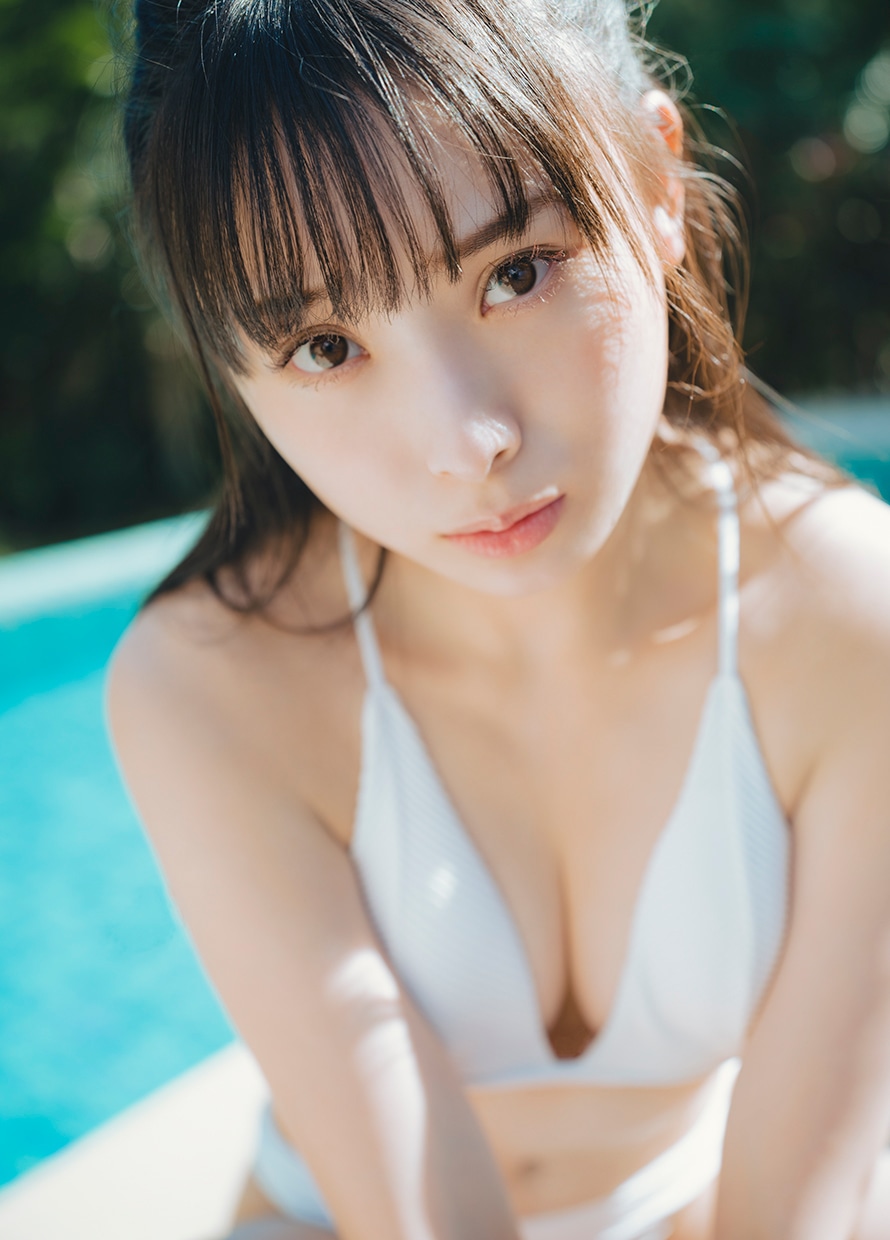 梅山恋和（NMB48）1st写真集より。（撮影：tAiki）