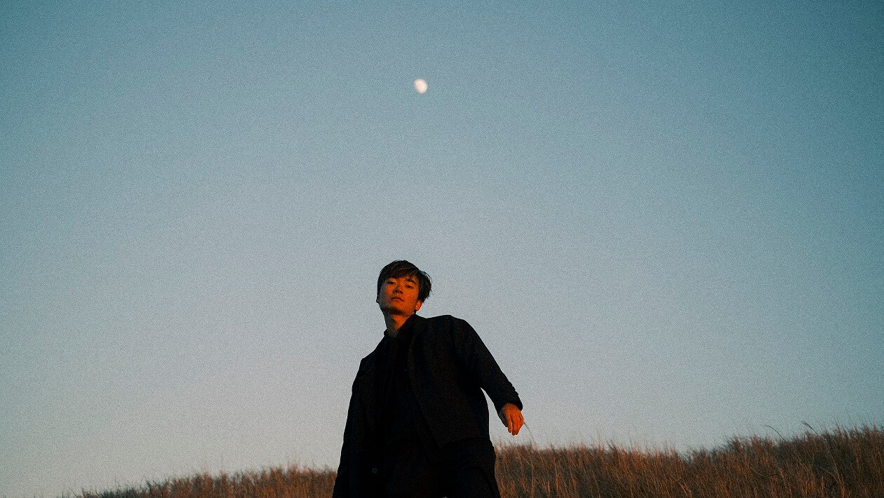 okkaaa、チルでアンビエントでポップな1stアルバム「Voyage」本日リリース