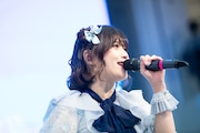 小山ひな