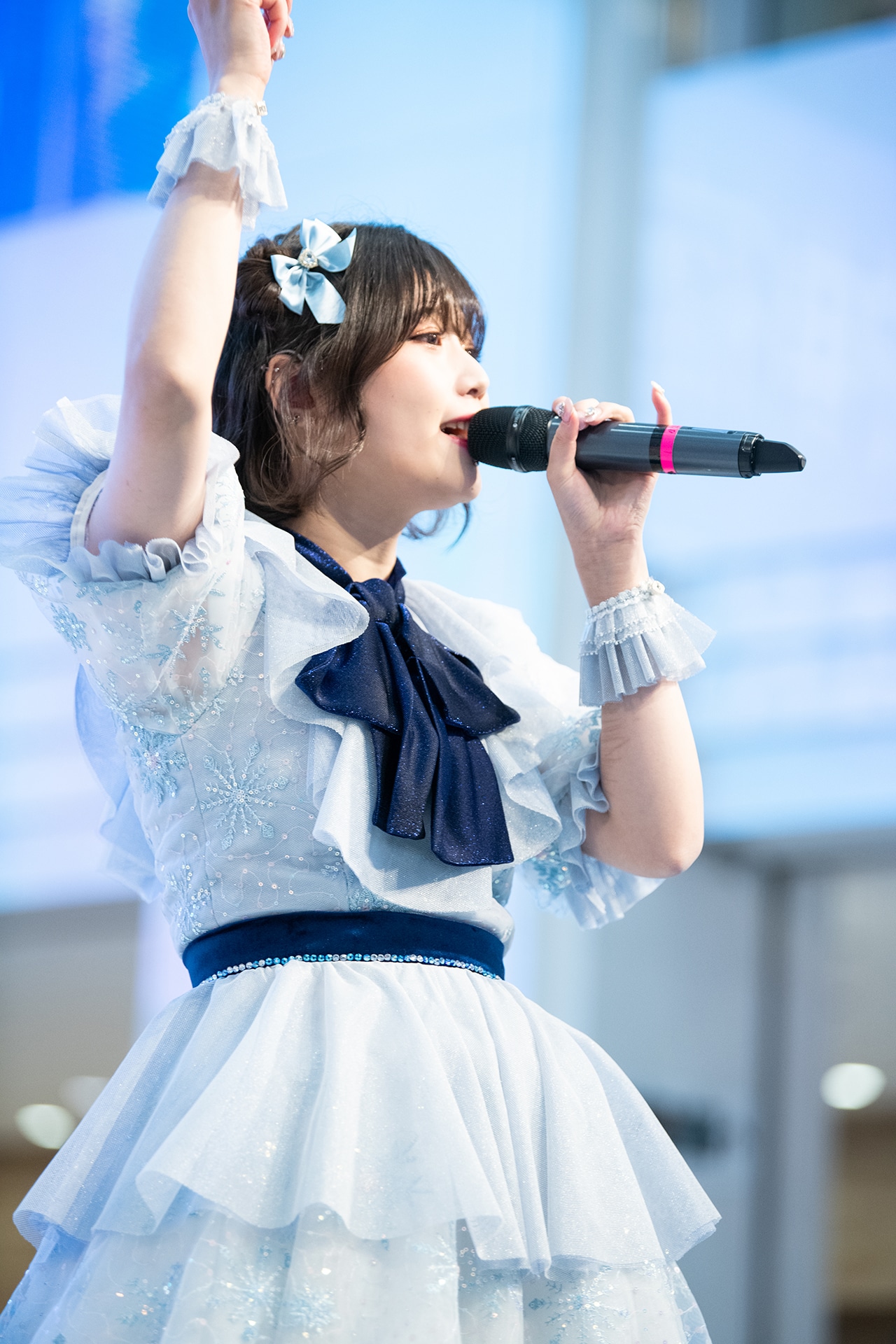 小山ひな