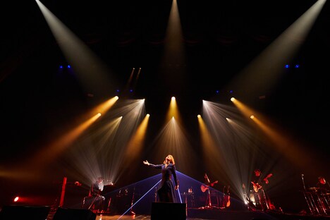 MARiA（Vo）（撮影：アンザイミキ）