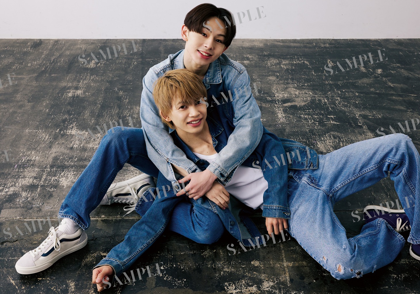 「ONE N' ONLY OFFICIAL CALENDAR 2022.4-2023.3」HMV&BOOKS online / HMV店舗 / ローソン店頭Loppi特典の生写真。(c)SDP