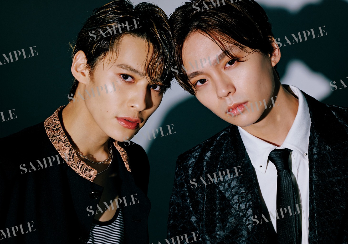 「ONE N' ONLY OFFICIAL CALENDAR 2022.4-2023.3」スタダ便 特典の生写真。(c)SDP