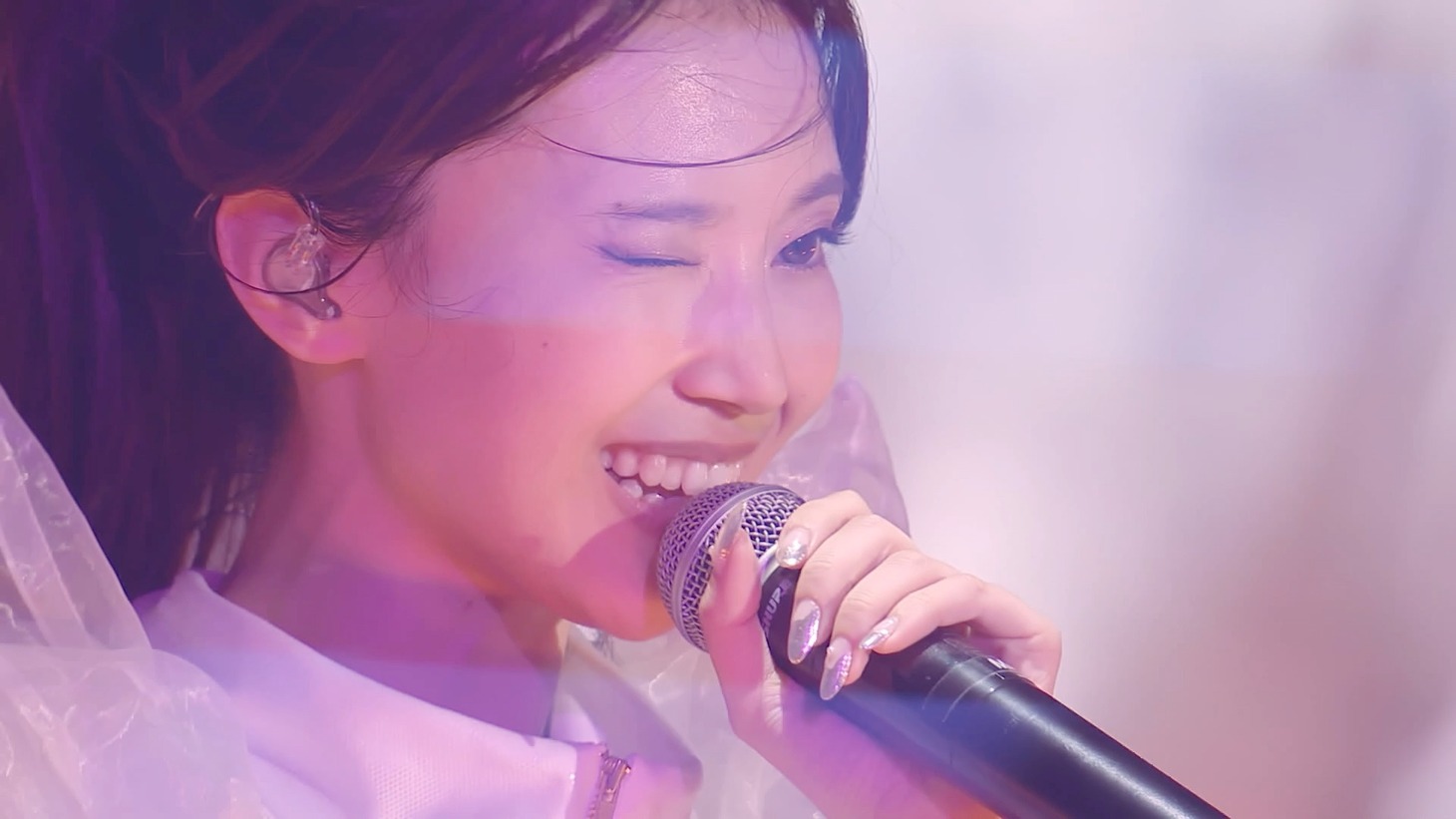 EMPiRE「EMPiRE'S SUPER ULTRA SPECTACULAR SHOW」より。