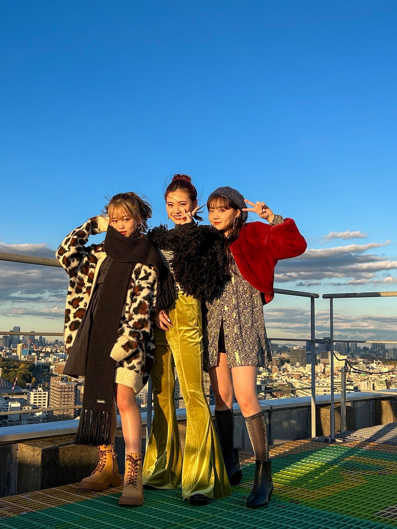 iScream「つつみ込むように...」MVが100万回再生突破「多くの夢を叶えていけるように頑張ります!!」