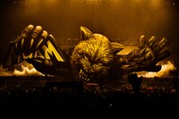 MAN WITH A MISSION「MAN WITH A MISSION presents ～Merry-Go-Round Tour 2021～」より。（Photo by Daisuke Sakai）