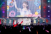 虹ヶ咲学園スクールアイドル同好会のライブの様子。