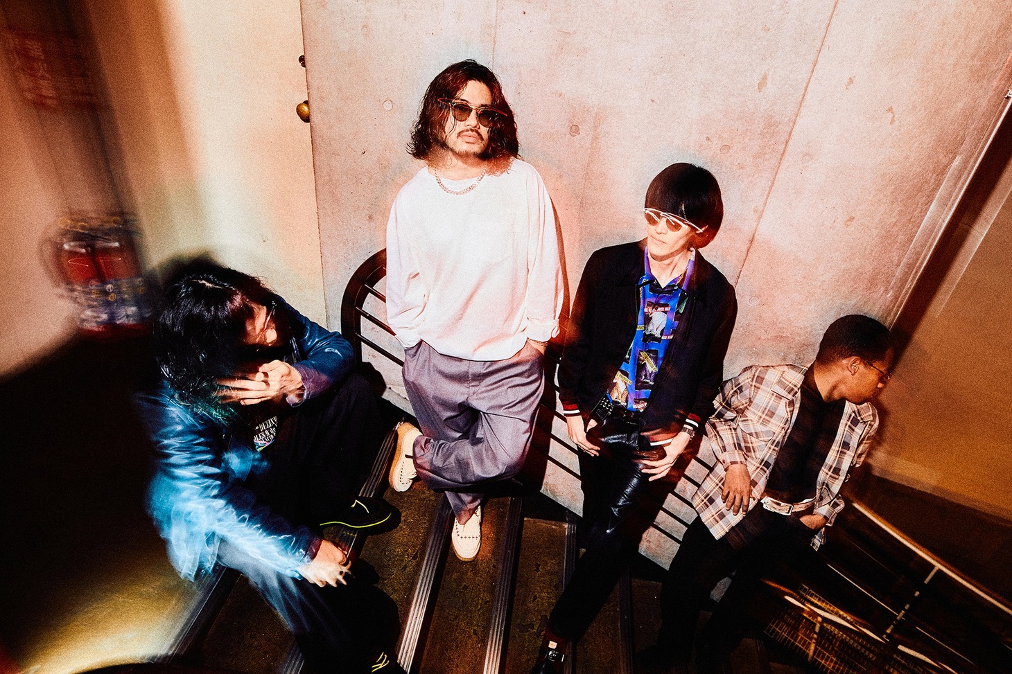 「Onstage Runway - glamb×Suspended 4th」ルックより。