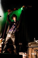 「Onstage Runway - glamb×Suspended 4th」ルックより。