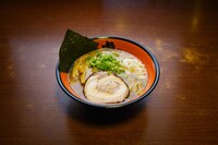 「海老しじみ醤油」は香ばしい海老の風味が食欲をそそる。