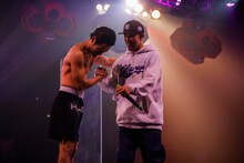 バトル後の般若とCIMA。