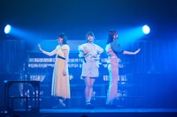 イヤホンズ（撮影：粂井健太）