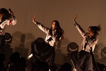 新しい学校のリーダーズ（Photo by Junpei Kawahata）