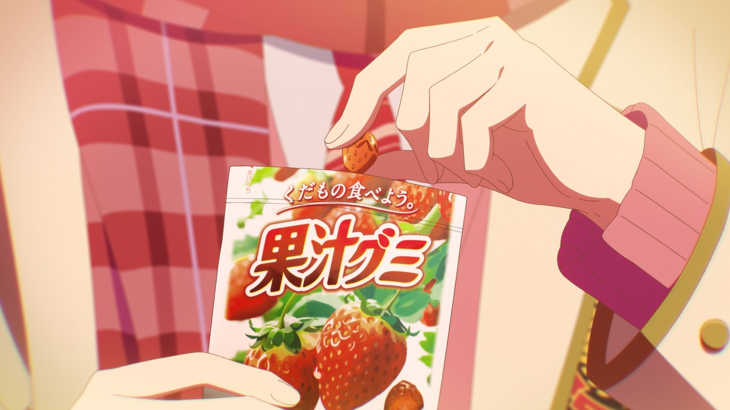 明治の新CM「はっぴーすとろべりーバレンタイン」編より。