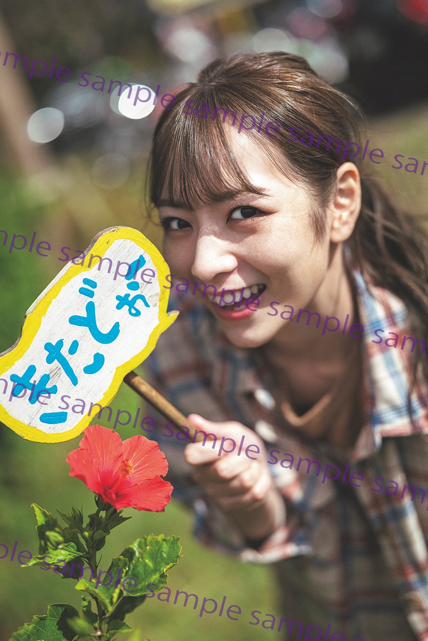 北野日奈子（乃木坂46）2nd写真集「希望の方角」乃木坂46 Mobile特典ポストカードの絵柄。（撮影：藤本和典）