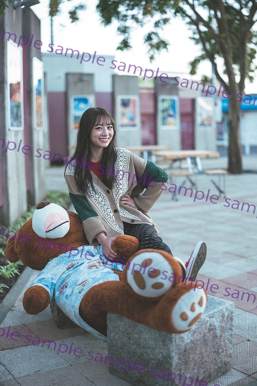 北野日奈子（乃木坂46）2nd写真集「希望の方角」タワーレコード特典ポストカードの絵柄。（撮影：藤本和典）