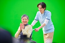 「バイトルPRO」新CM撮影時の吉野北人。