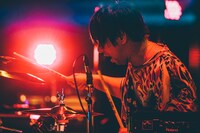 高橋武（Dr）（撮影：西槇太一）