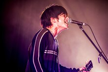 清水英介（Age Factory / Vo, G）（撮影：渡邉一生）