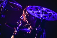 松田晋二（THE BACK HORN / Dr）（撮影：渡邉一生）