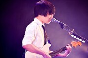斎藤宏介（UNISON SQUARE GARDEN / Vo, G）（撮影：渡邉一生）