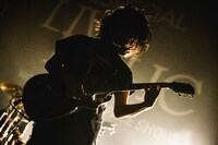 菅波栄純（THE BACK HORN / G）（撮影：渡邉一生）