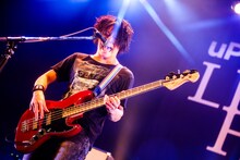 田淵智也（UNISON SQUARE GARDEN / B）（撮影：渡邉一生）