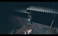 コブクロ「卒業」2022年Ver.ミュージックビデオより。