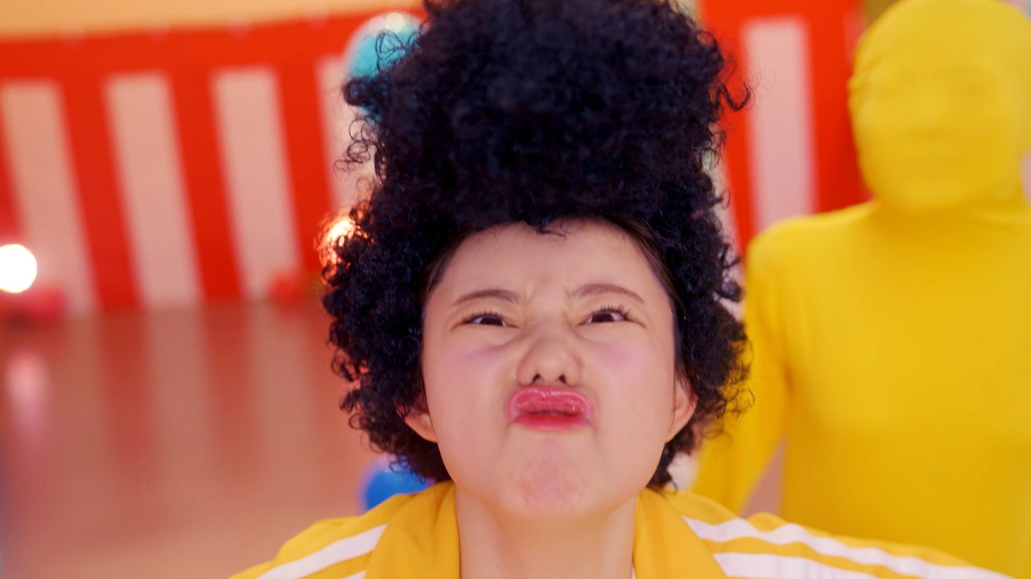 ラストアイドル「当たりくじ」ミュージックビデオより。