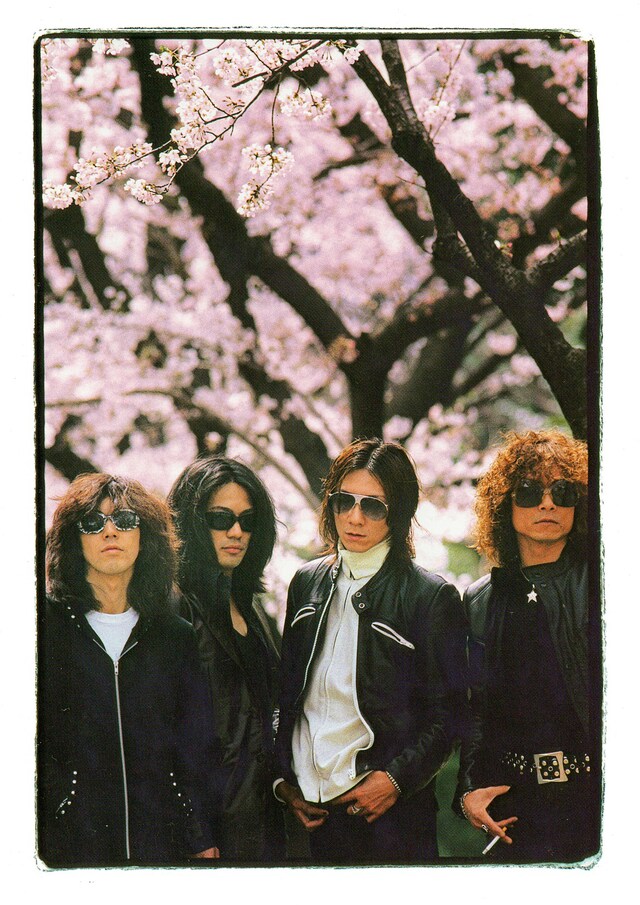 「SPRING TOUR」当時のTHE YELLOW MONKEY。(c)2000 MITCH IKEDA / BAJ inc.