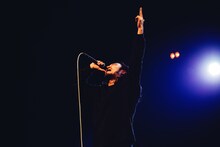 R-指定（Creepy Nuts）（撮影：日吉“JP”純平）