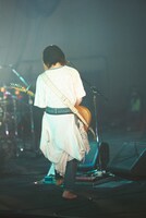 たかはしほのか（Vo, G）（撮影：池野詩織）