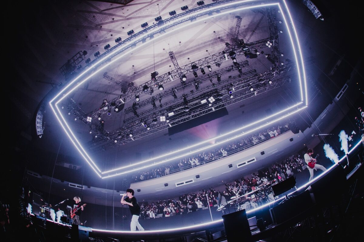 5年ぶりに武道館公演行ったマイファス Hiroの東京ドーム共演依頼にワンオクtaka快諾 ライブレポート 写真18枚 音楽ナタリー