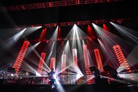 「くるりの25回転」東京ガーデンシアター公演の様子。（撮影：岸田哲平）