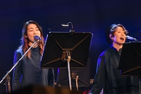 「くるりの25回転」東京ガーデンシアター公演の様子。（撮影：岸田哲平）