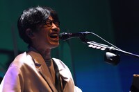 岸田繁（Vo, G）（撮影：岸田哲平）